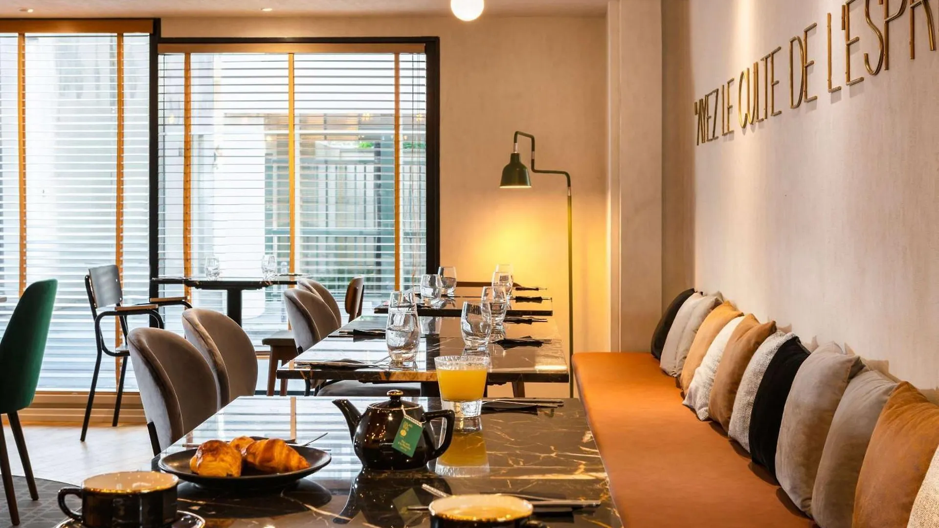 Mercure Montparnasse Pasteur Hotel Paris