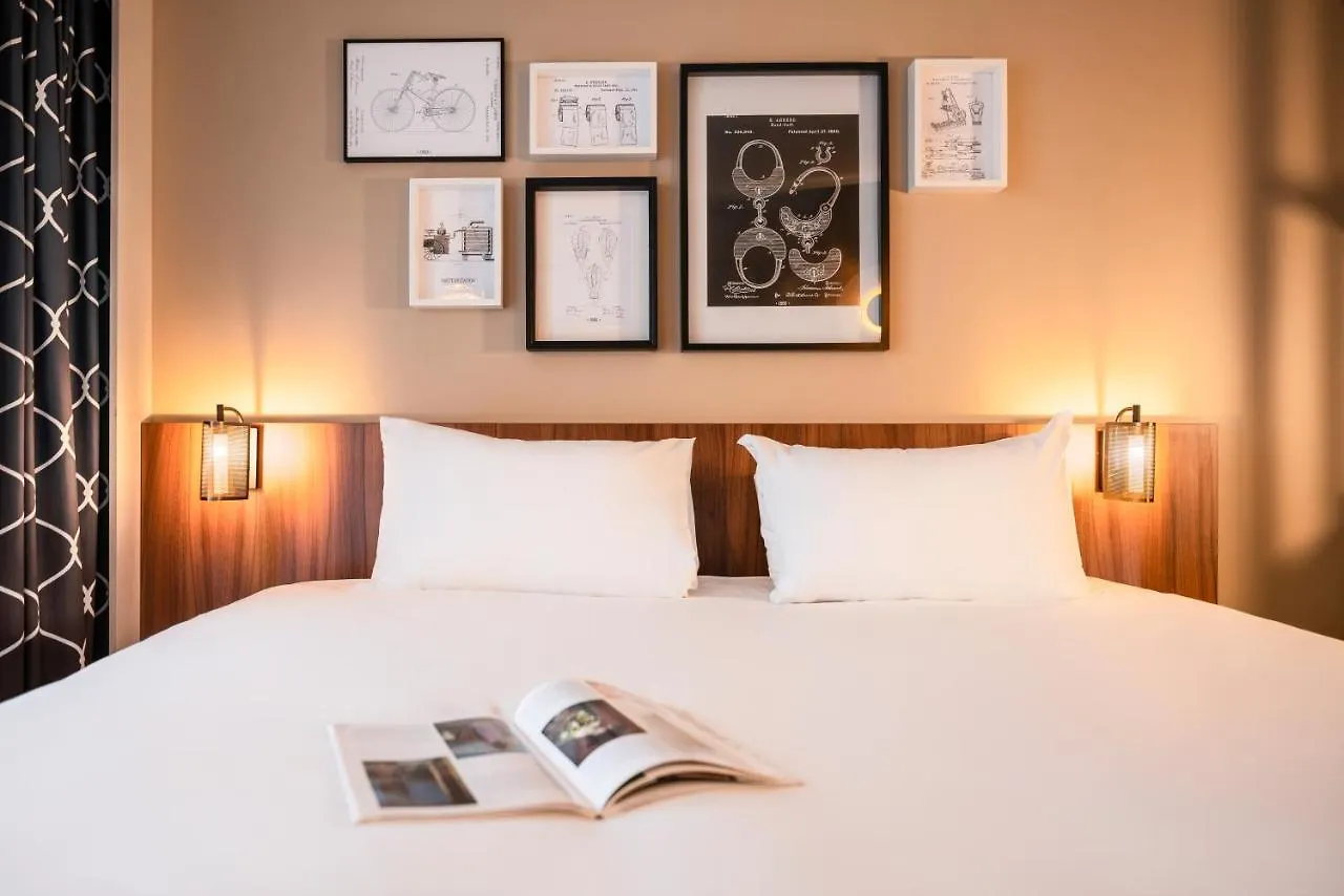 Otel Mercure Montparnasse Pasteur Paris