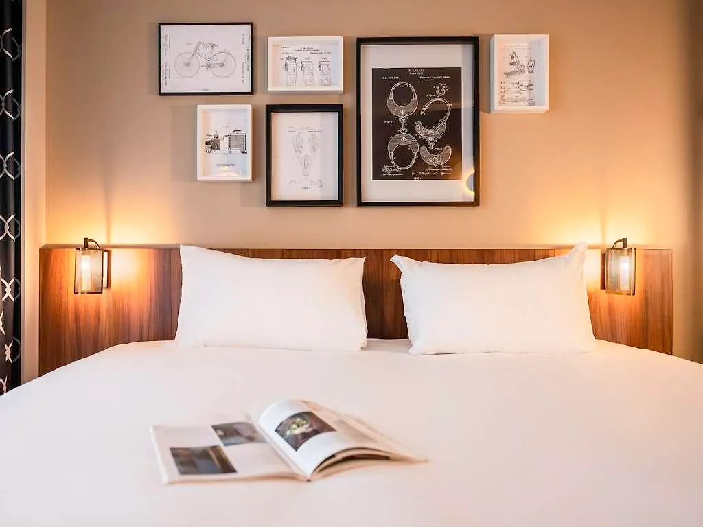 Otel Mercure Montparnasse Pasteur 4*